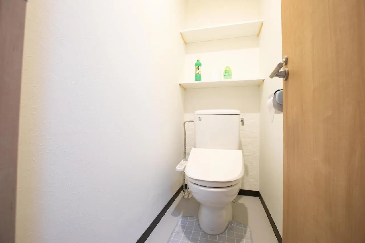 Touka House 4F Apartment Tokyo